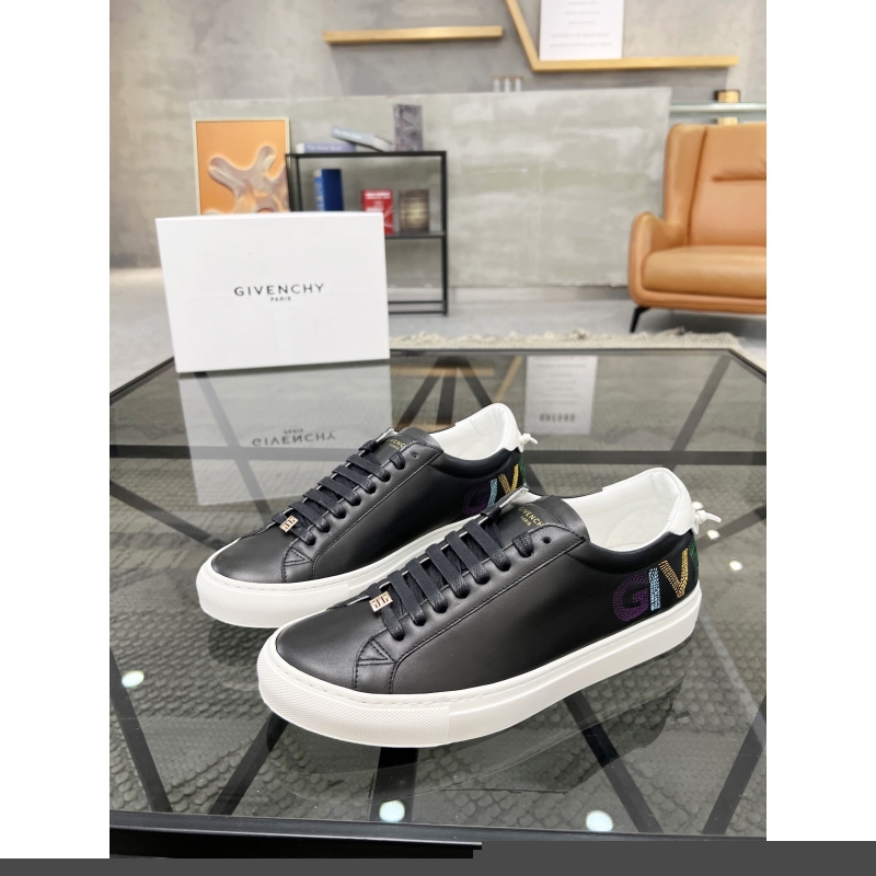 Givenchy Sneakers